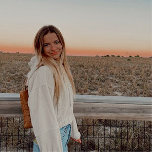 Meet your Posher, Gretchen